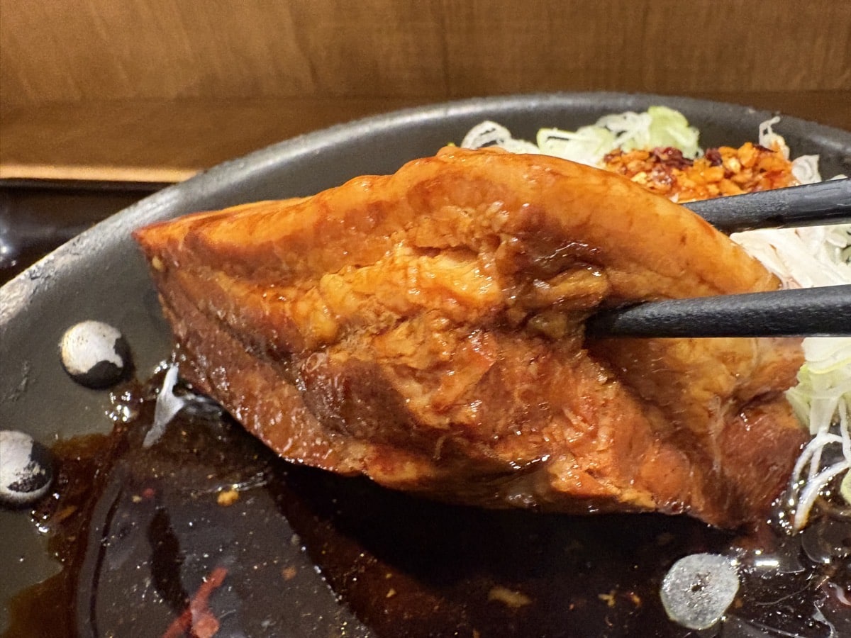 IMG_0771.jpeg 吉野家 厚切り豚角煮定食