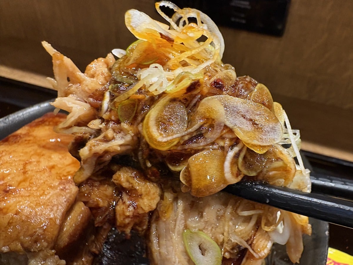 IMG_0774.jpeg 吉野家 厚切り豚角煮定食