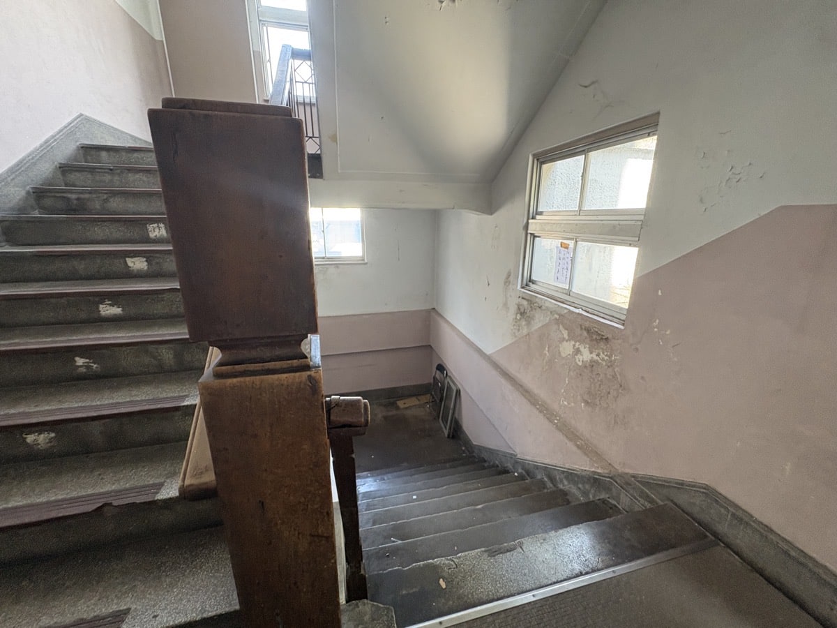 IMG_1670.jpeg 教育会館 解体