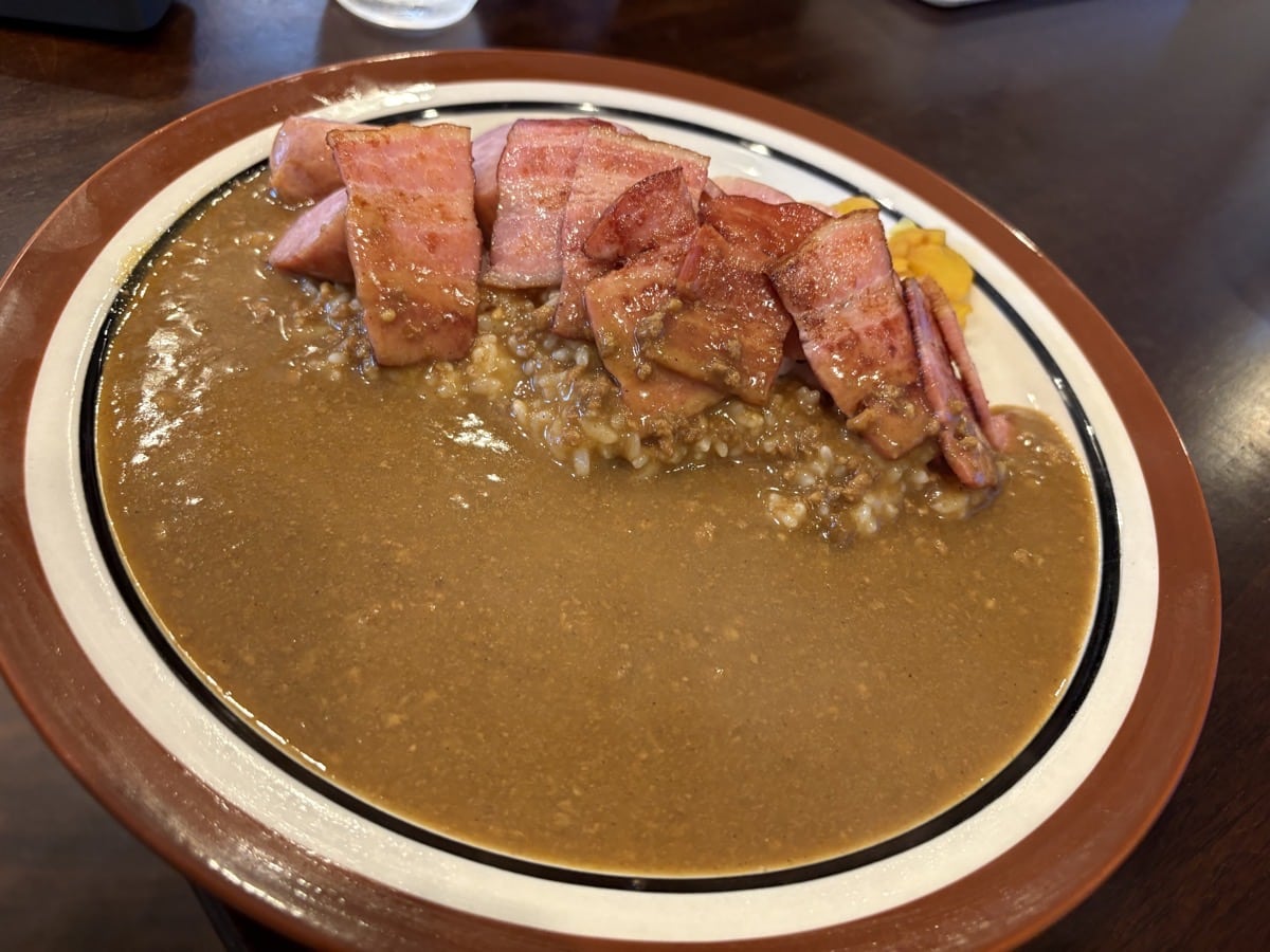 IMG_1684.jpeg ごふく 燻製カレー