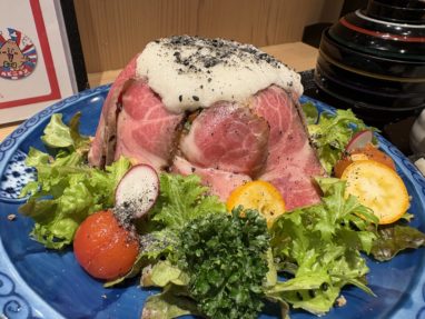 ローストビーフと野菜の盛り合わせ