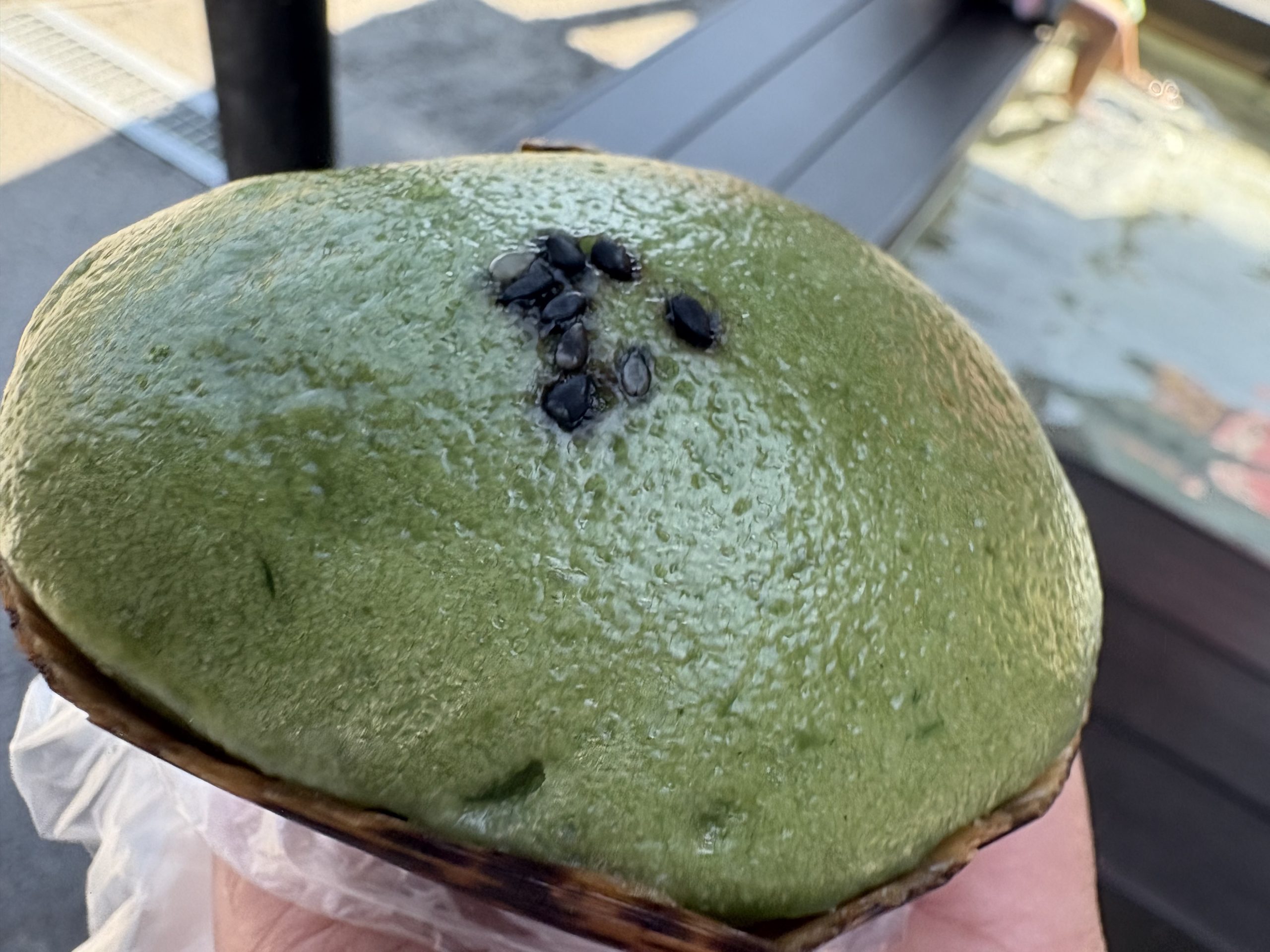 緑色の蒸しパン
